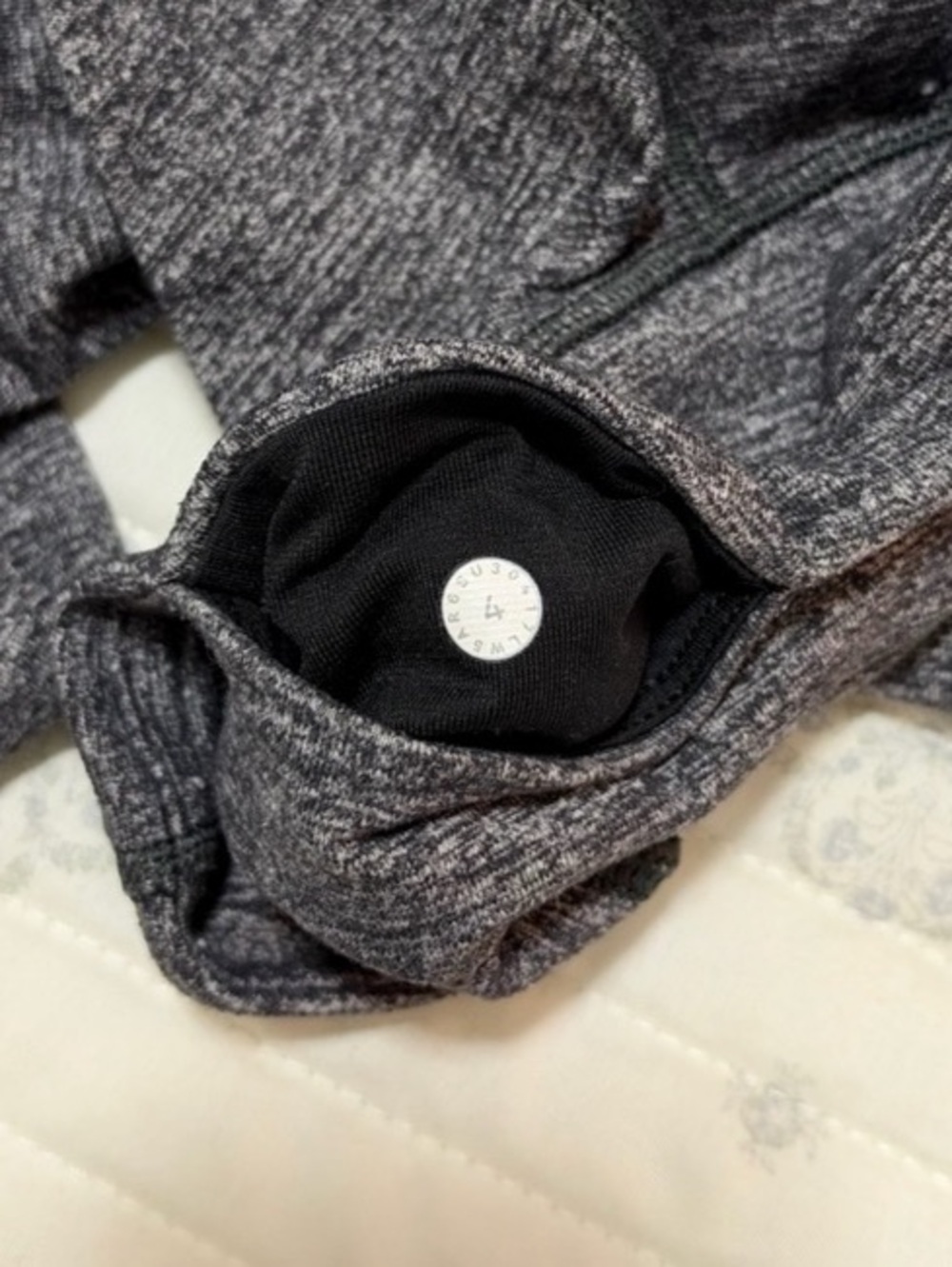 Lululemon Align Low Rise Heather Dark Gray Leggings - Size 4 - Picture 5 of 5